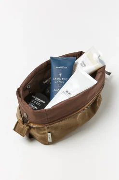 Barkers Bags & Luggage^Toiletry Bag