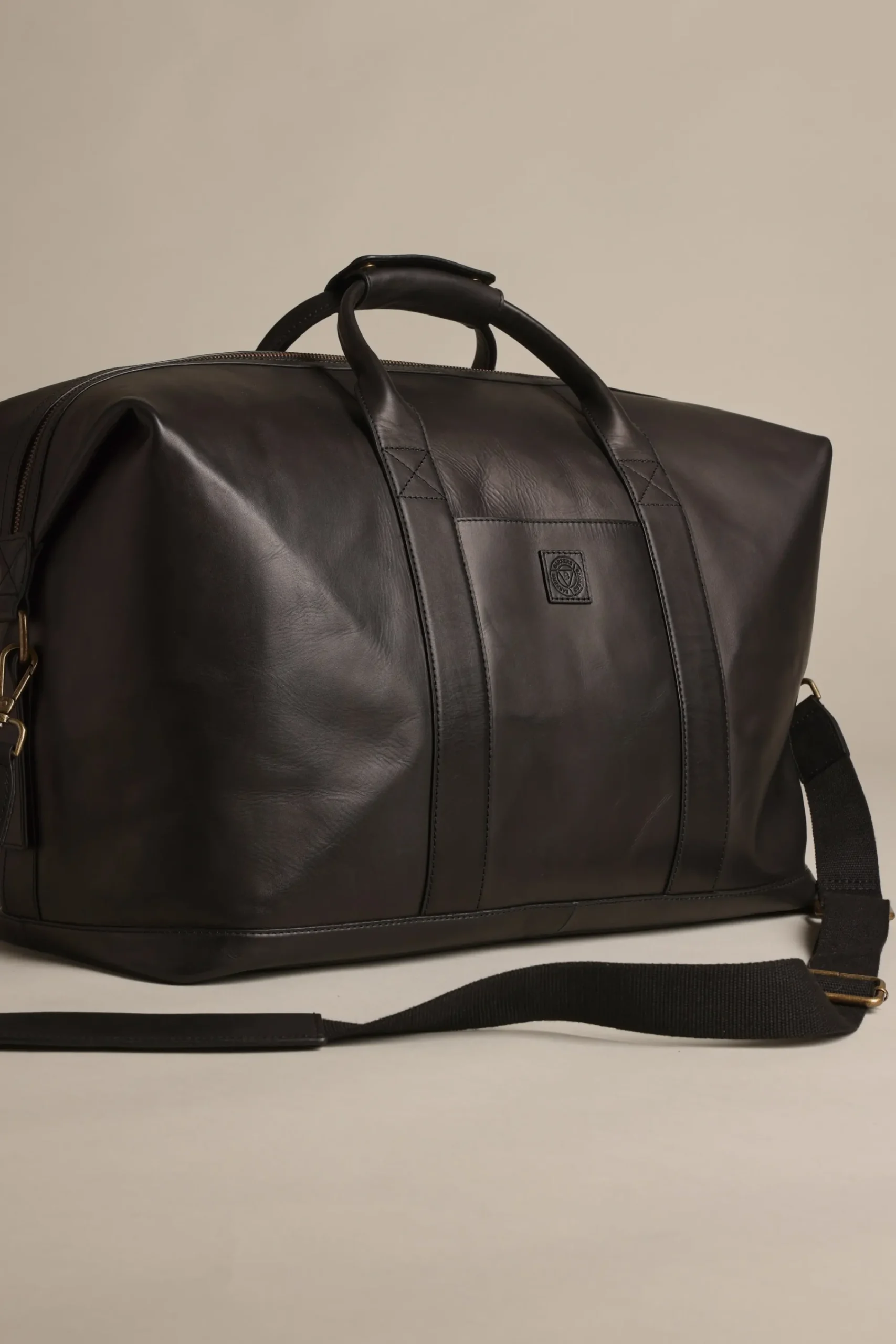 Barkers Leather Goods|Bags & Luggage^Costello Leather Weekender Bag BLACK